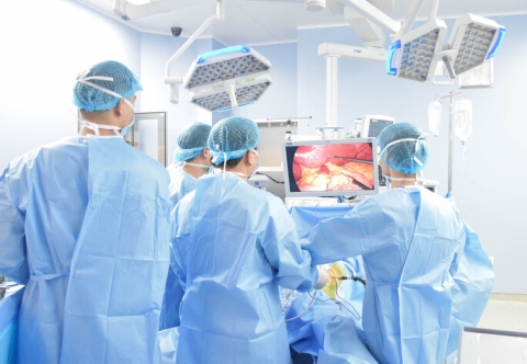 Phẫu thuật nội soi thu nhỏ dạ dày kéo dài trong bao lâu?